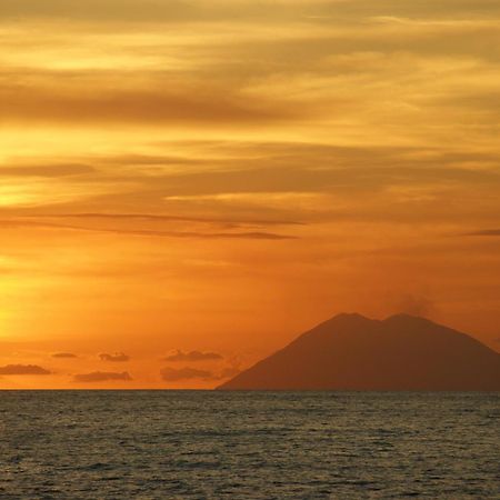 Villino Eleonora Bed & Breakfast ปาร์เกลียา ภายนอก รูปภาพ