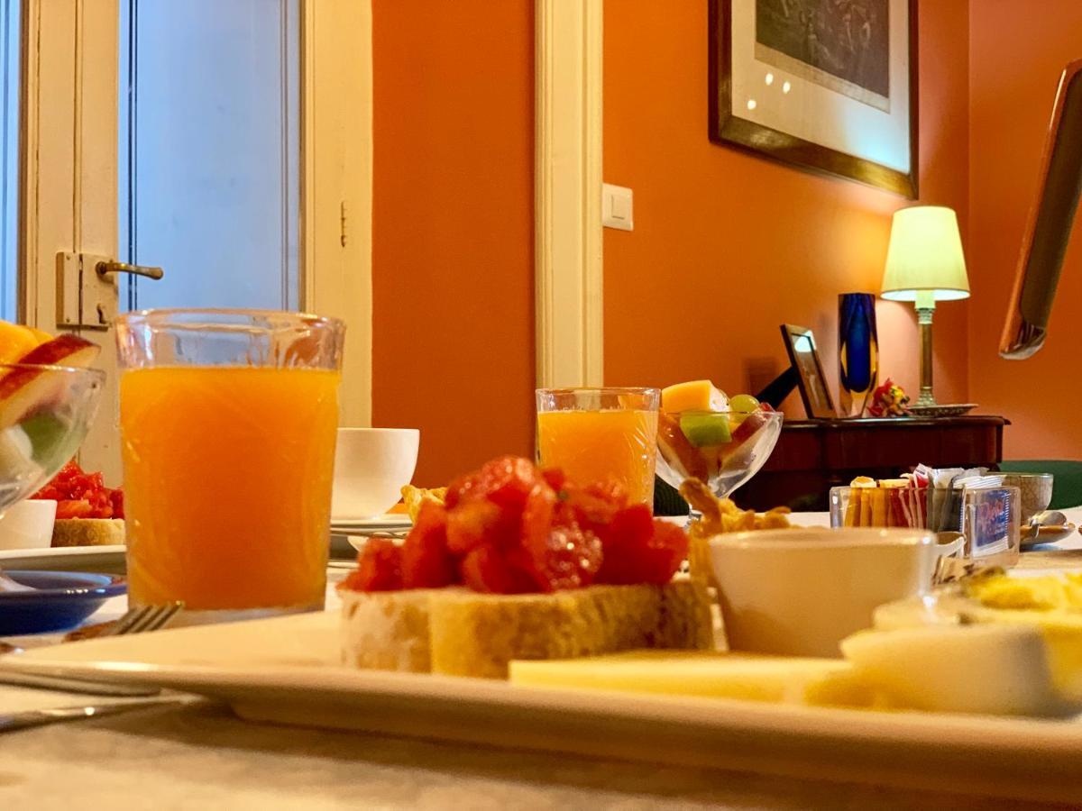 Villino Eleonora Bed & Breakfast ปาร์เกลียา ภายนอก รูปภาพ