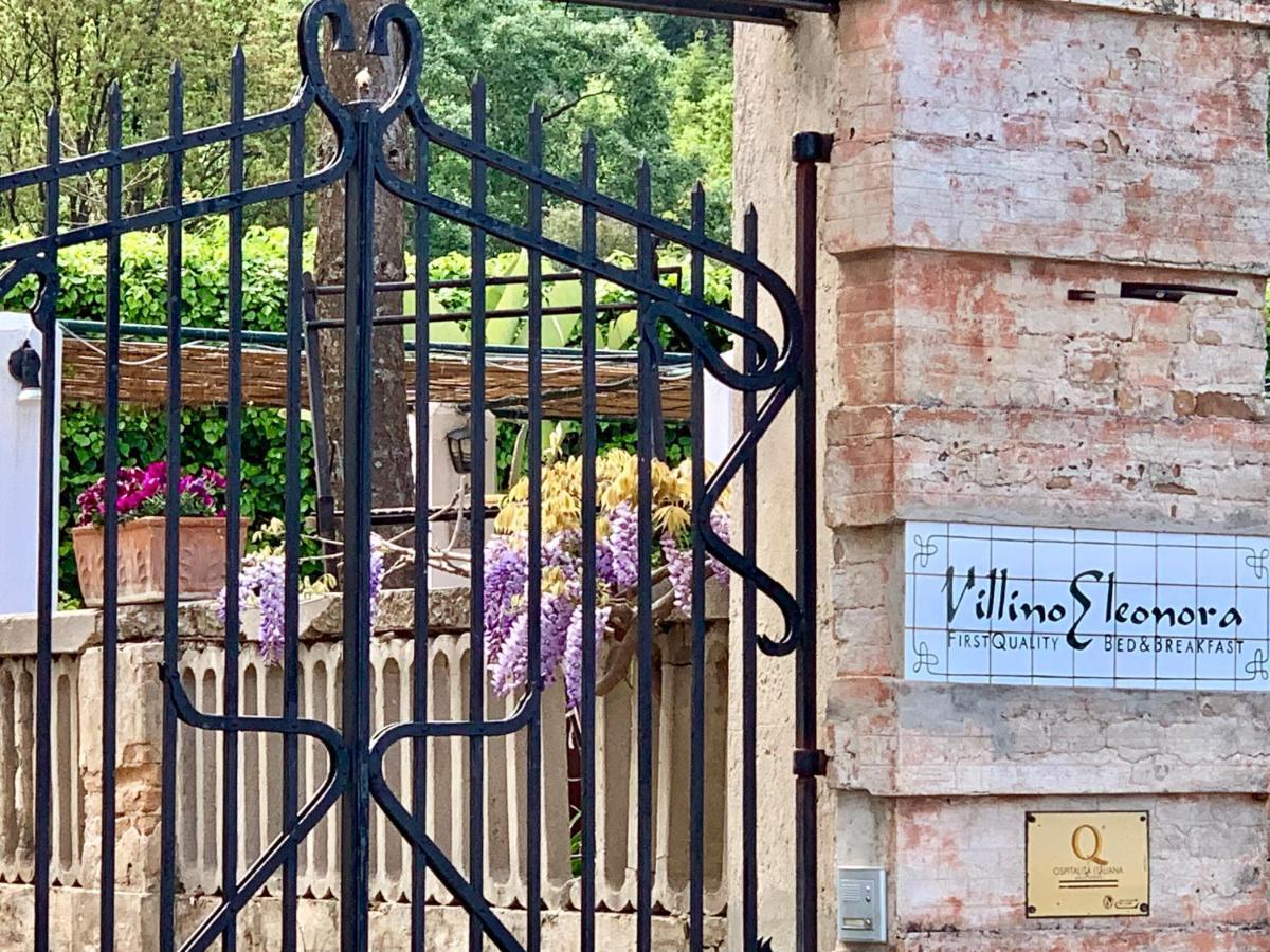 Villino Eleonora Bed & Breakfast ปาร์เกลียา ภายนอก รูปภาพ
